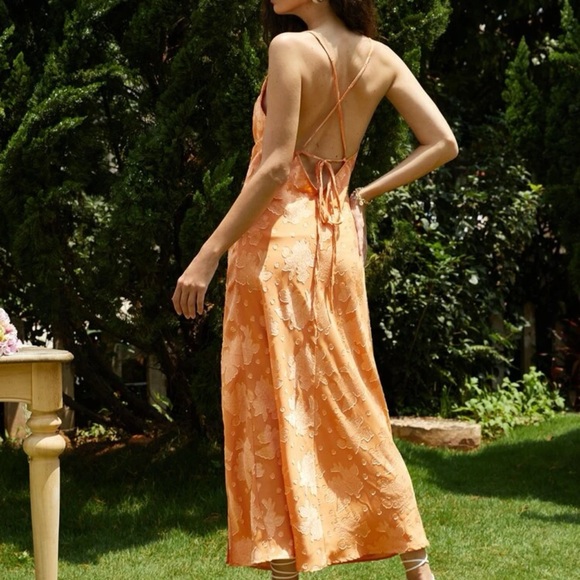 Orange floral dress - Picture 3 of 3